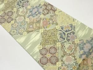 格天井に華文・花鳥模様織出し袋帯